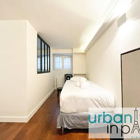 Urbanflat 09 - Stylish Duplex On Champs-elysees 아파트 파리