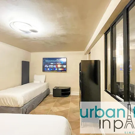 Urbanflat 09 - Stylish Duplex On Champs-elysees *