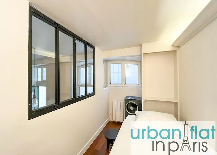 Urbanflat 09 - Stylish Duplex On Champs-elysees Apartment