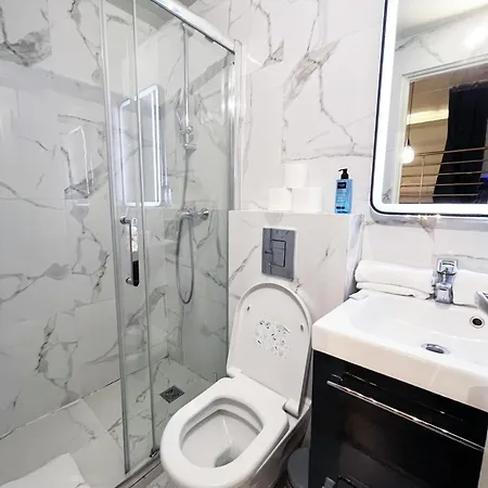 Apartment Urbanflat 09 - Stylish Duplex On Champs-elysees